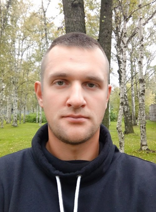 Мельников Андрей Андреевич - сотрудник автошколы «Мустанг»
