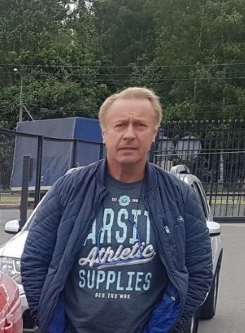 Шонин Игорь Петрович - сотрудник автошколы «Мустанг»